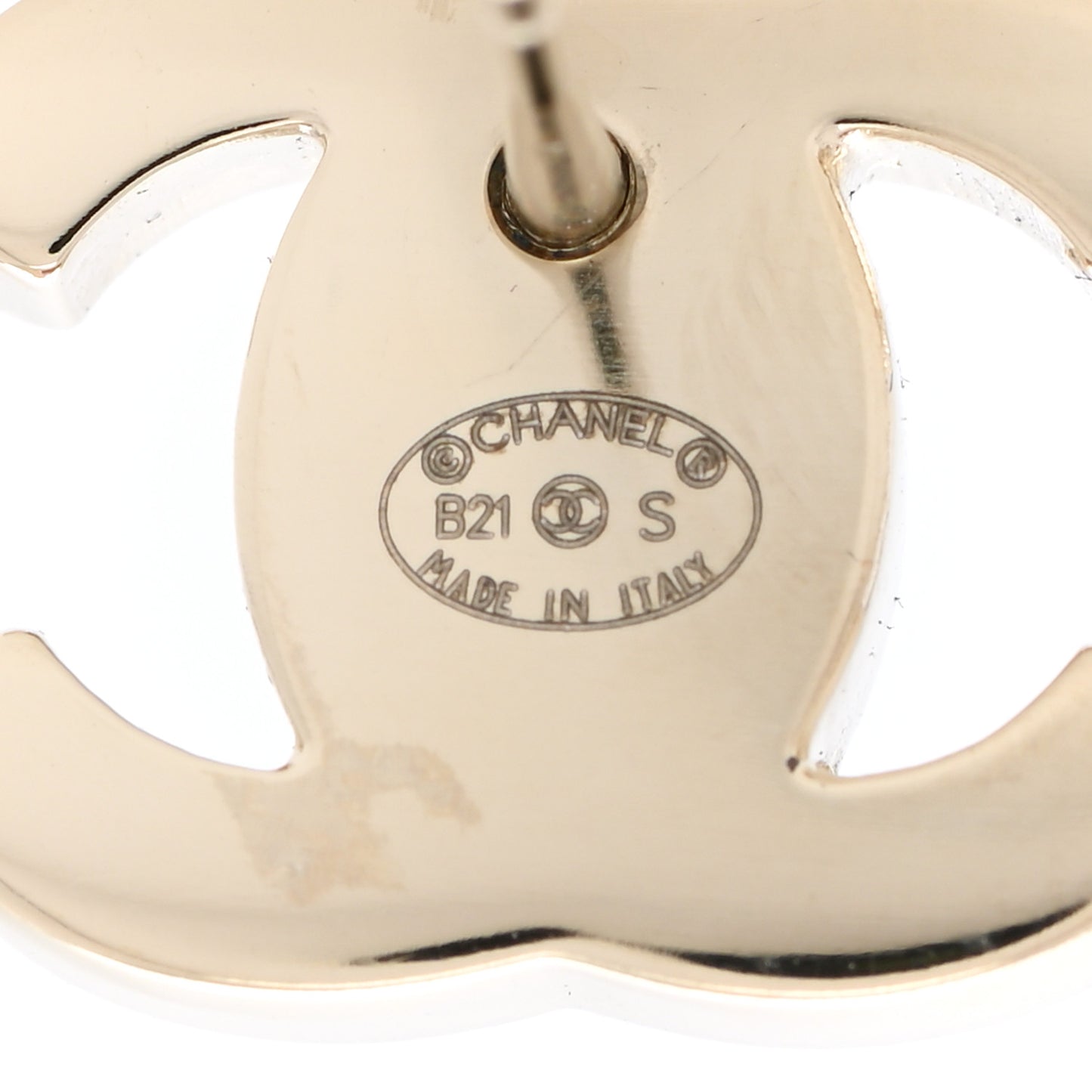 Metal CC Turnlock Earrings Gold
