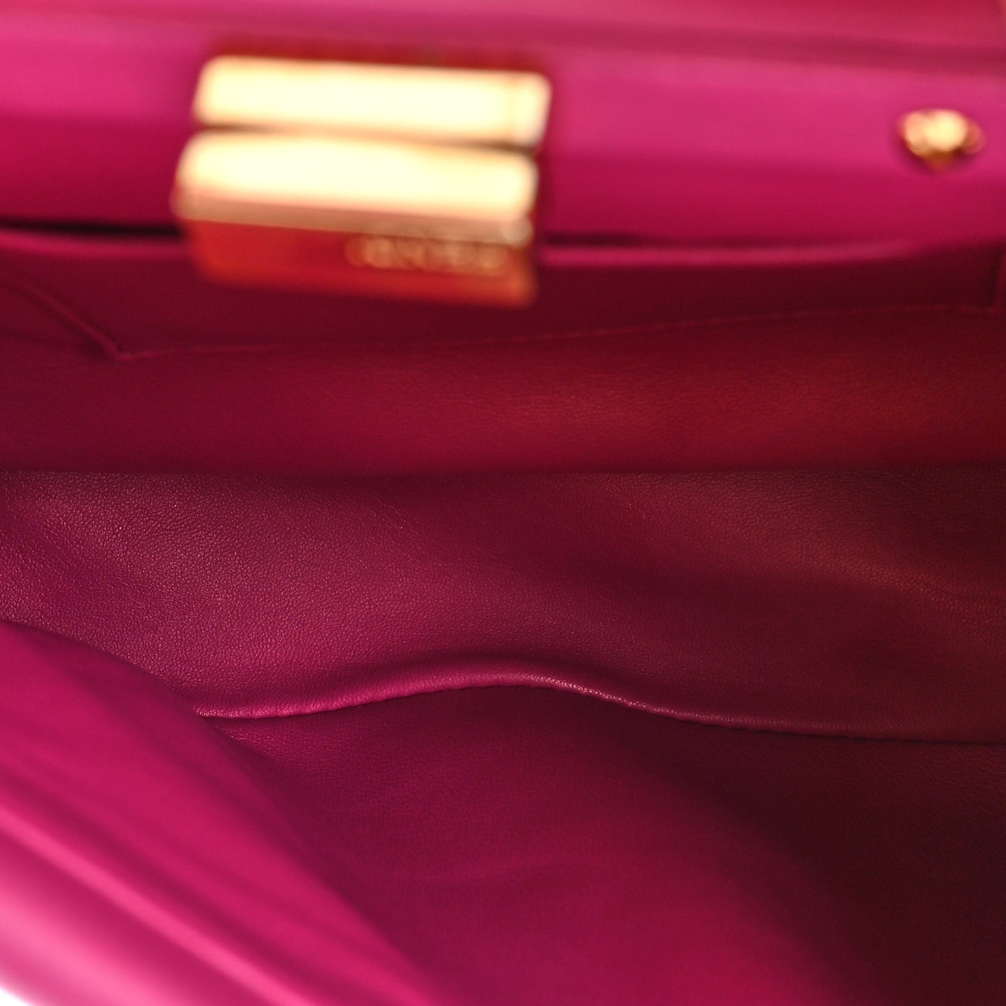 Nappa Mini Peekaboo Iconic Satchel Magenta