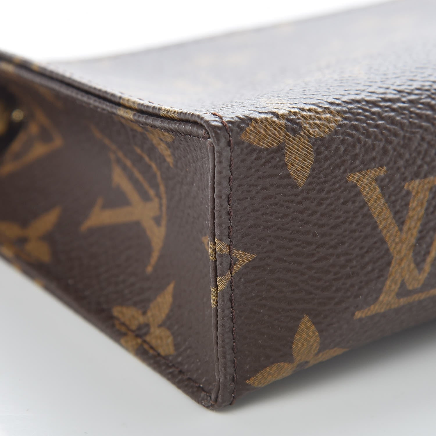 Louis Vuitton Monogram Toiletry Pouch 15 8 of 10