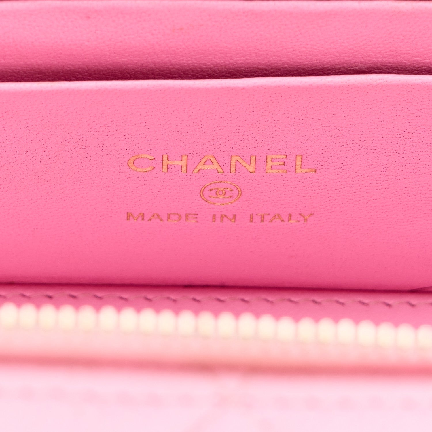 Chanel Caviar Quilted Sweetheart Vanity Case Pink 7 of 12