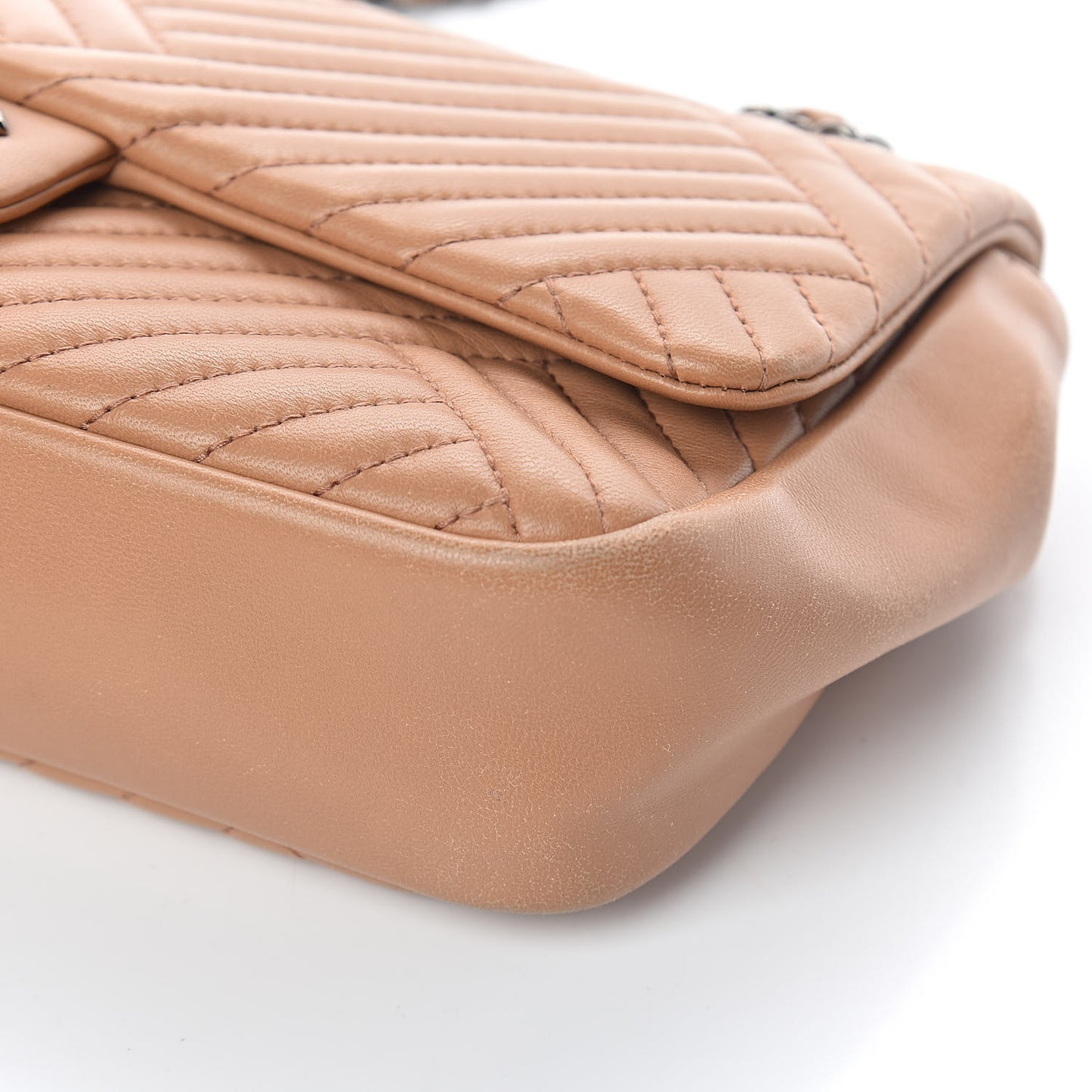 Lambskin Quilted Medium CC Crossing Flap Brown