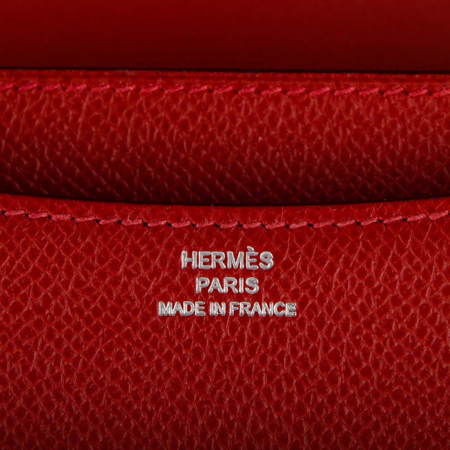 Epsom Constance 18 Rouge Casaque