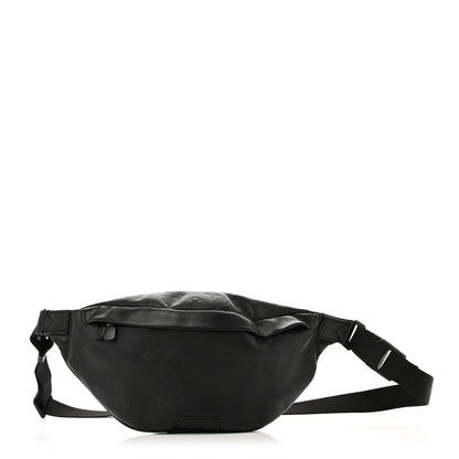 Louis Vuitton Calfskin Monogram Shadow Discovery Bumbag Black 1 of 9