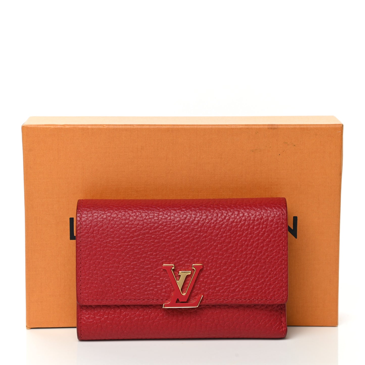Taurillon Capucines Compact Wallet Rubis