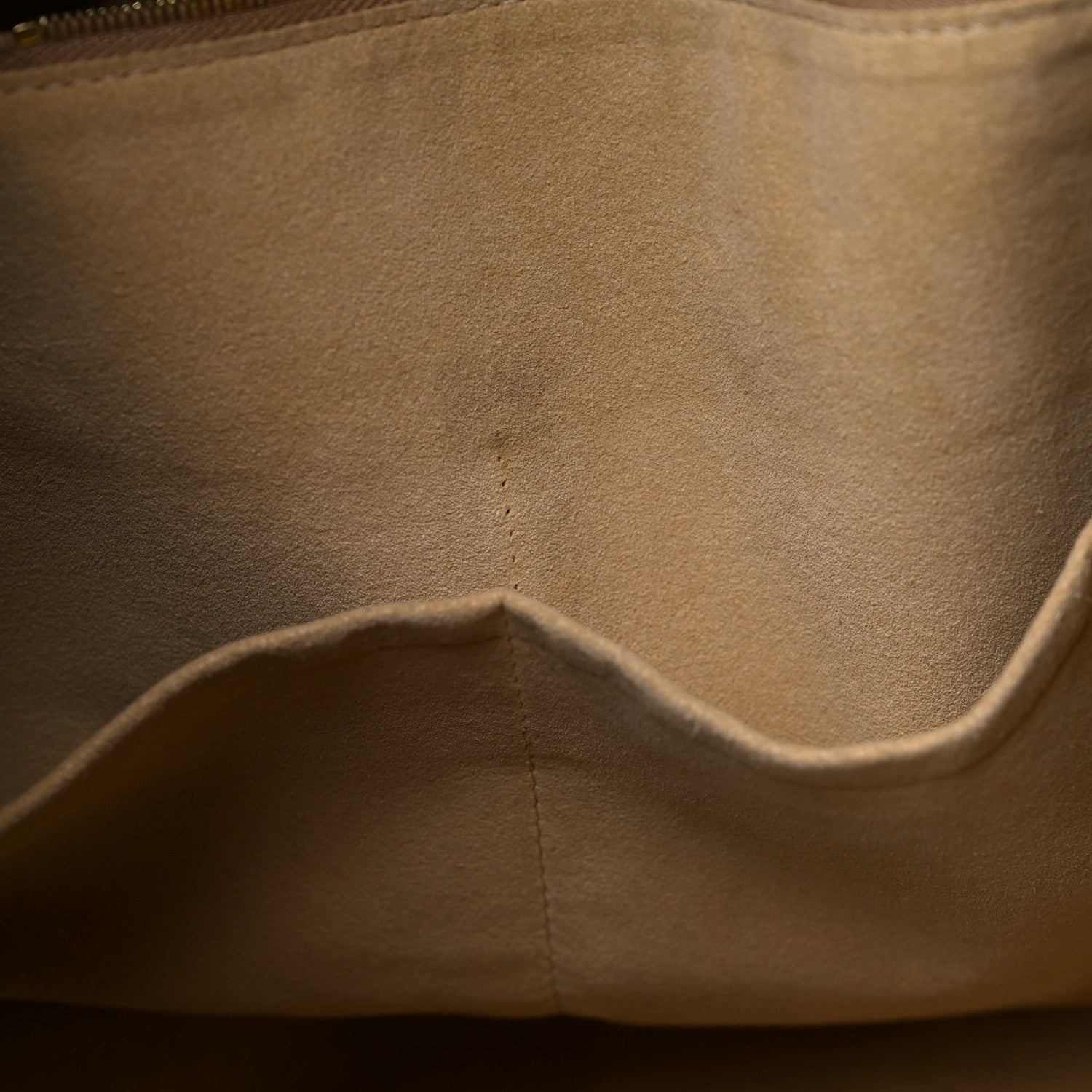 Louis Vuitton Monogram Artsy GM 13 of 16
