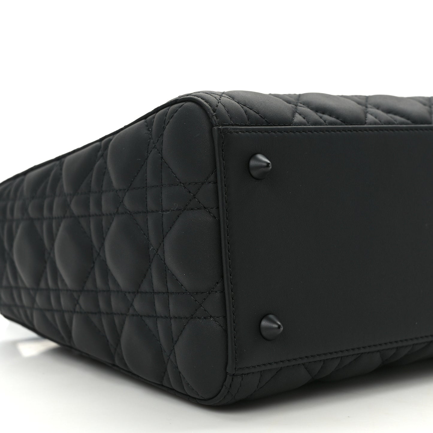 Ultra Matte Calfskin Cannage Medium Lady Dior Black