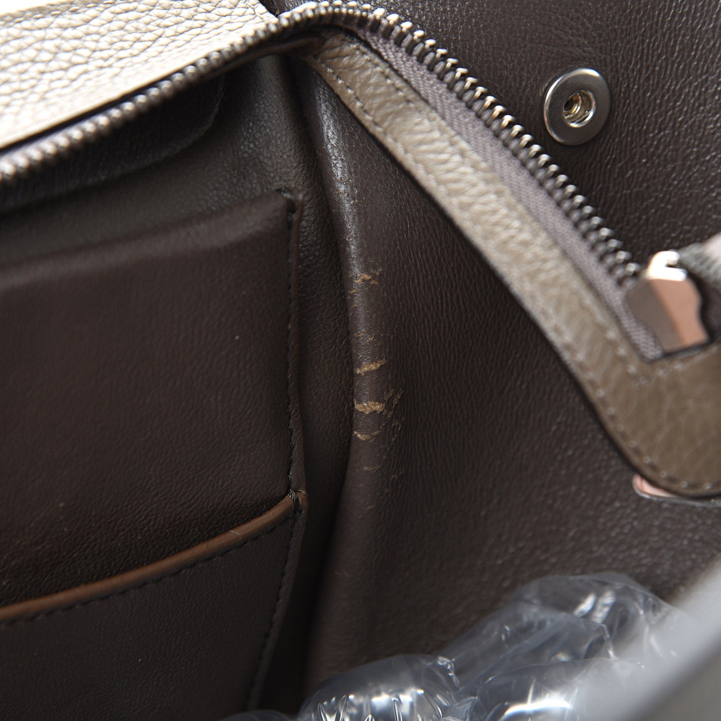 Drummed Calfskin Suede Medium Trapeze Souris