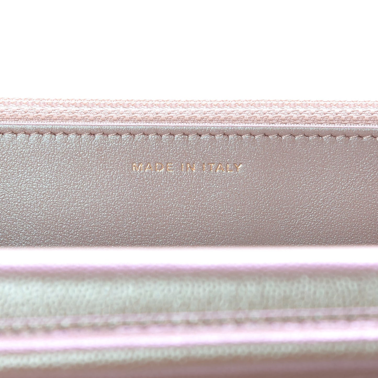 Iridescent Caviar Quilted Wallet On Chain WOC Beige