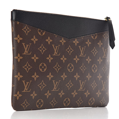 Louis Vuitton Monogram Daily Pouch Black 3 of 8