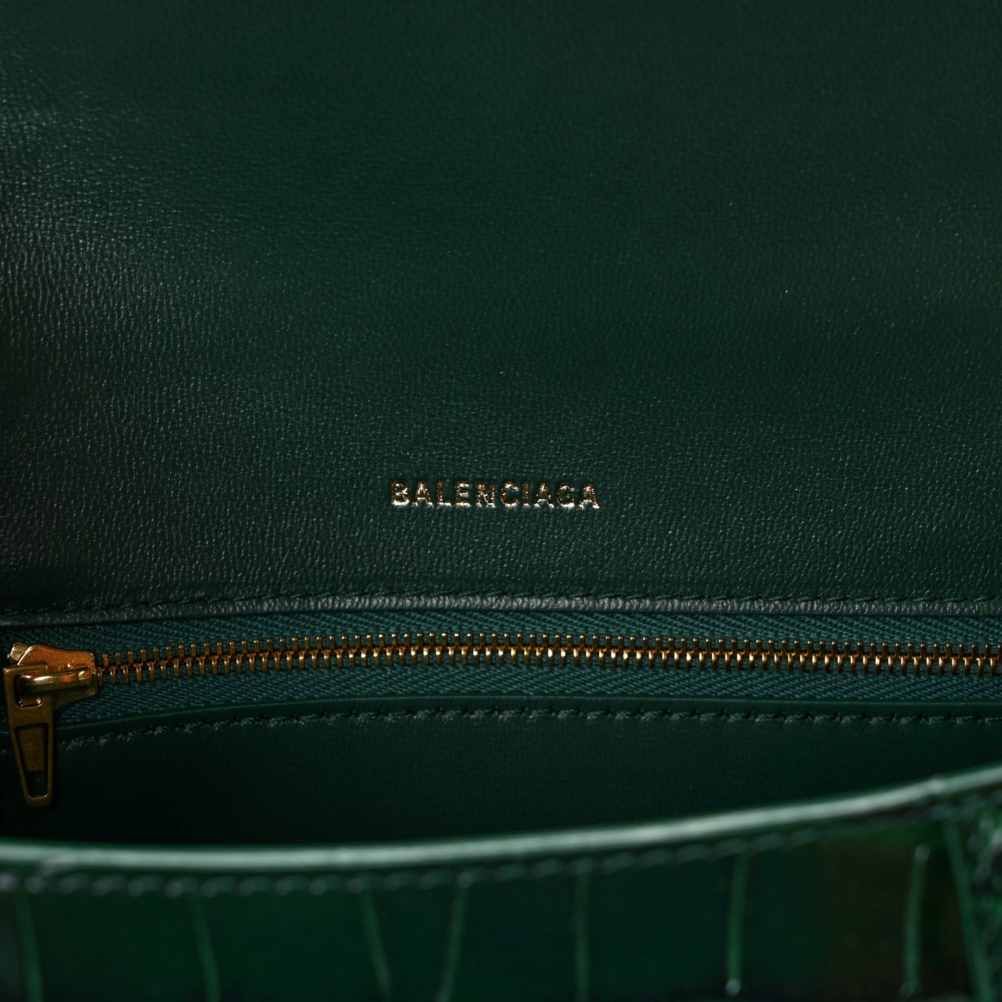 Shiny Calfskin Crocodile Embossed Small Hourglass Top Handle Bag Forest Green