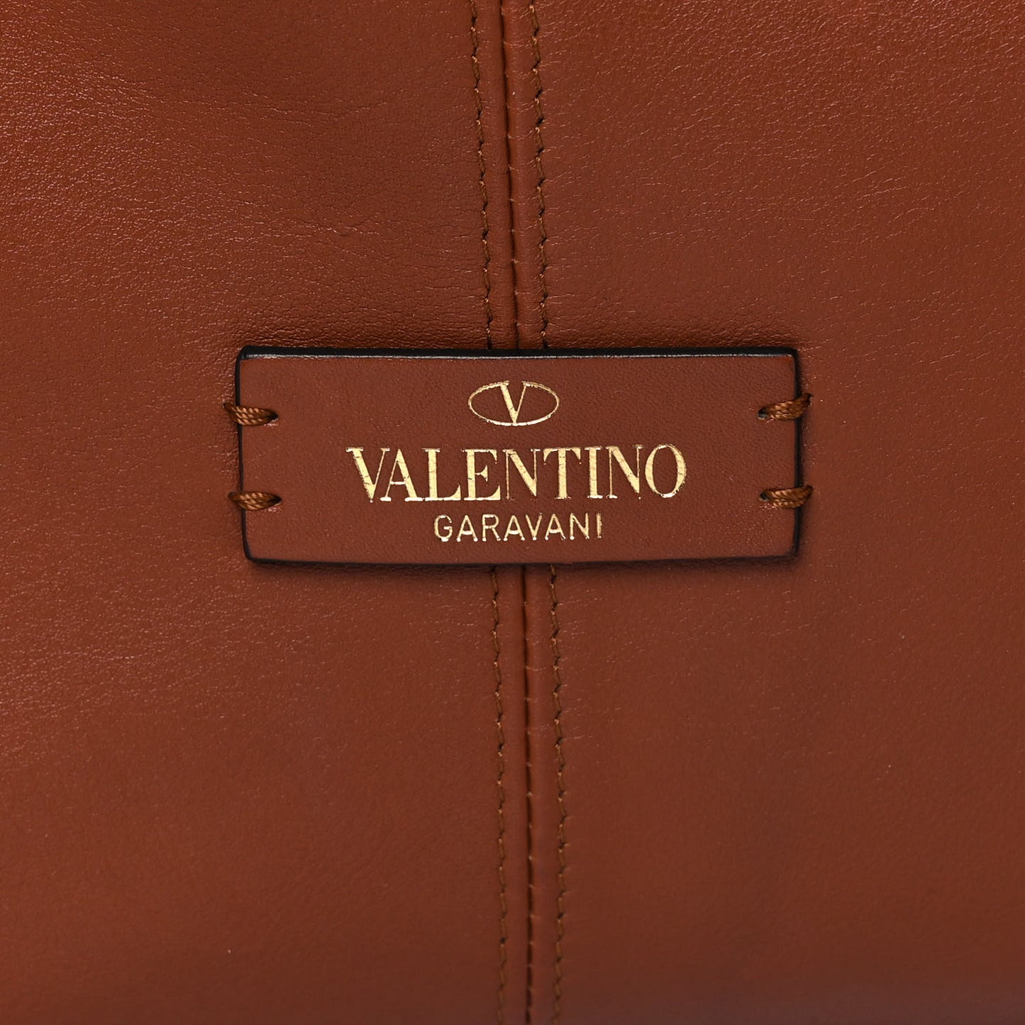 Calfskin Rockstud Hobo Selleria