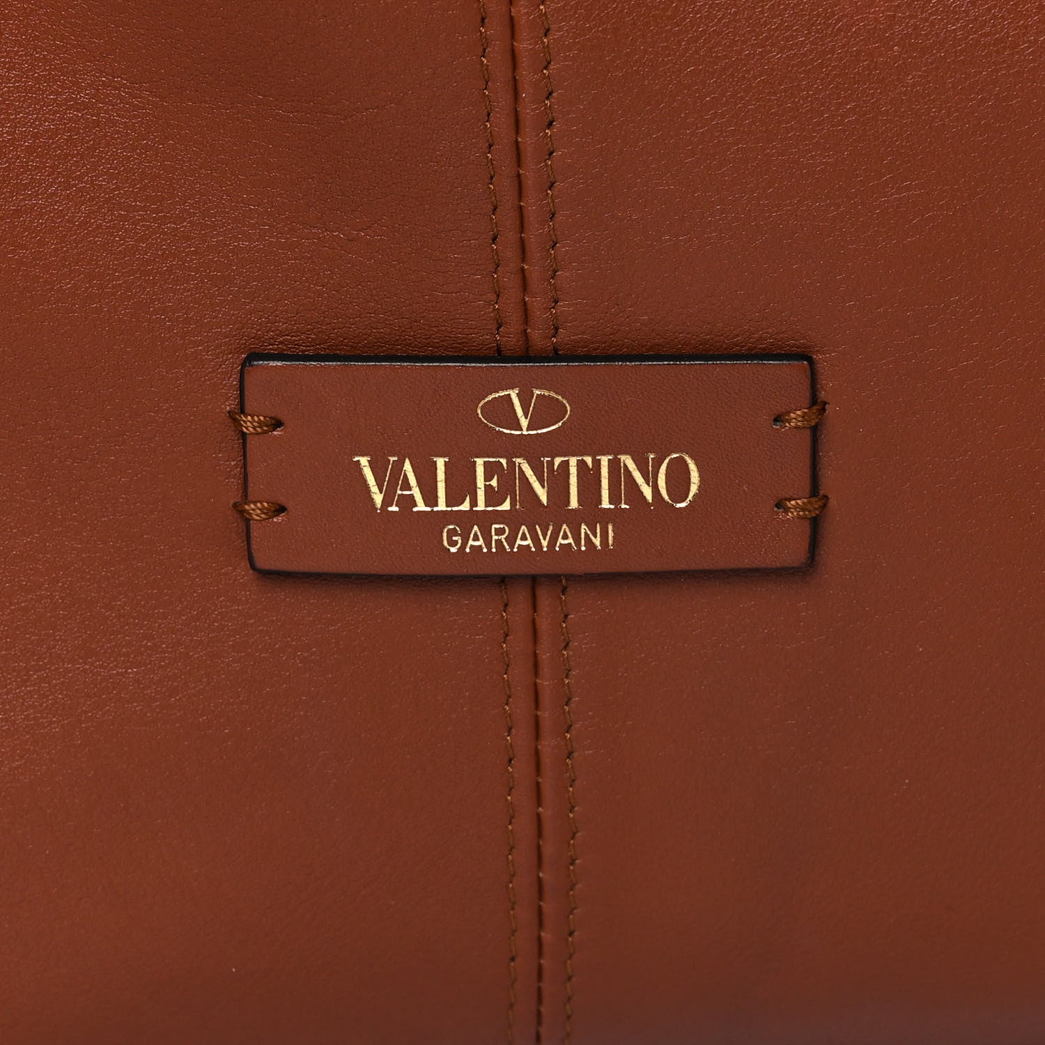 Valentino Garavani Calfskin Rockstud Hobo Selleria 8 of 11