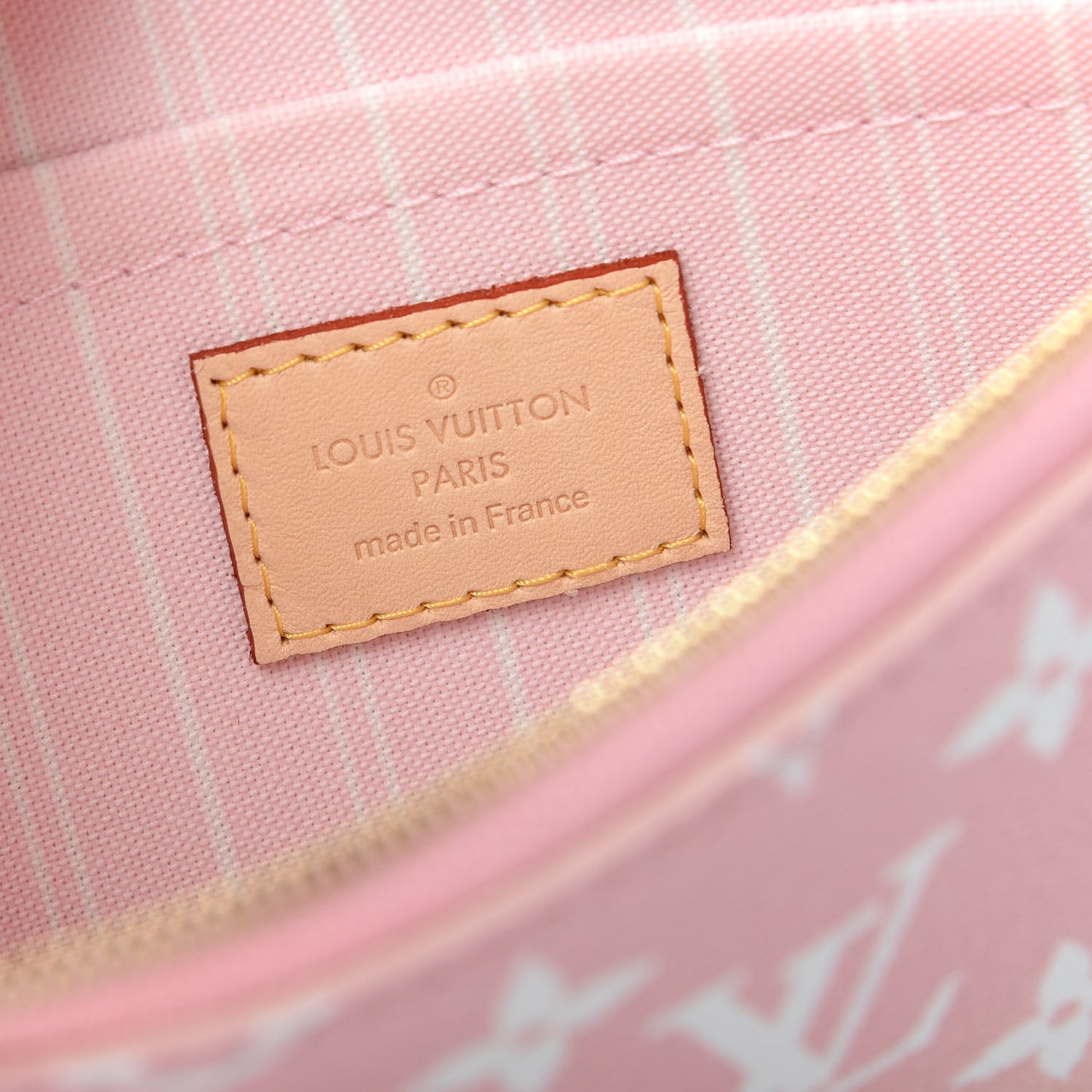 Monogram By The Pool Neverfull MM Pochette Light Pink