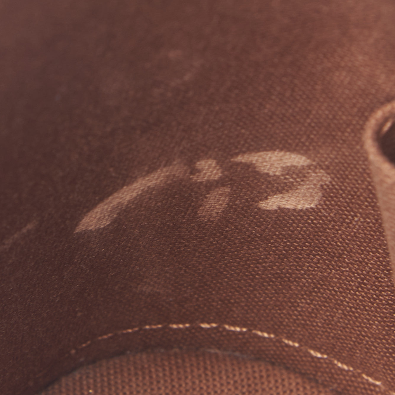 Monogram Alma BB