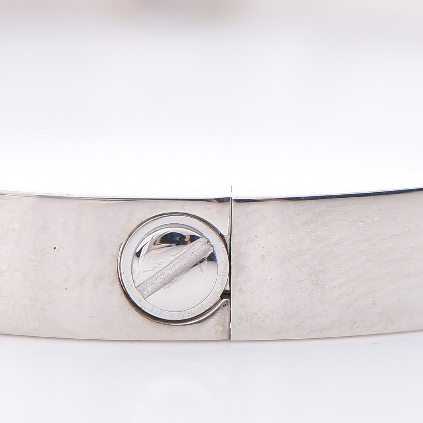 18K White Gold 4 Diamond LOVE Bracelet 17