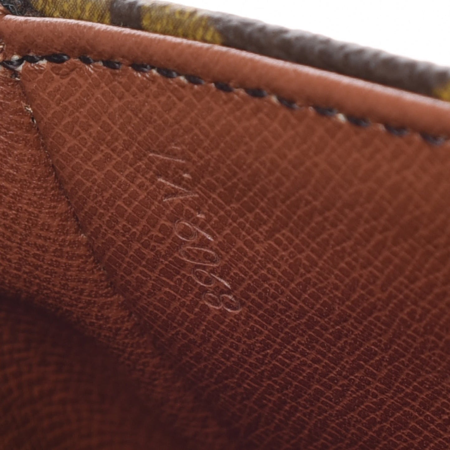 Monogram Chantilly MM