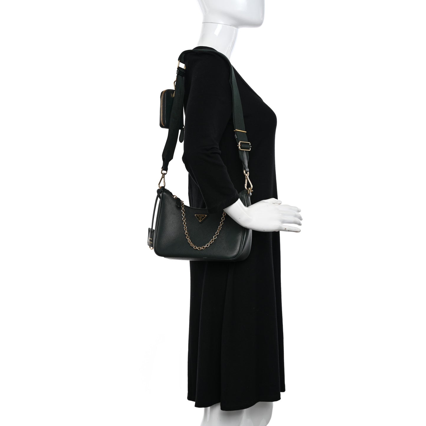Saffiano Lux Re-Edition 2005 Shoulder Bag Smeraldo