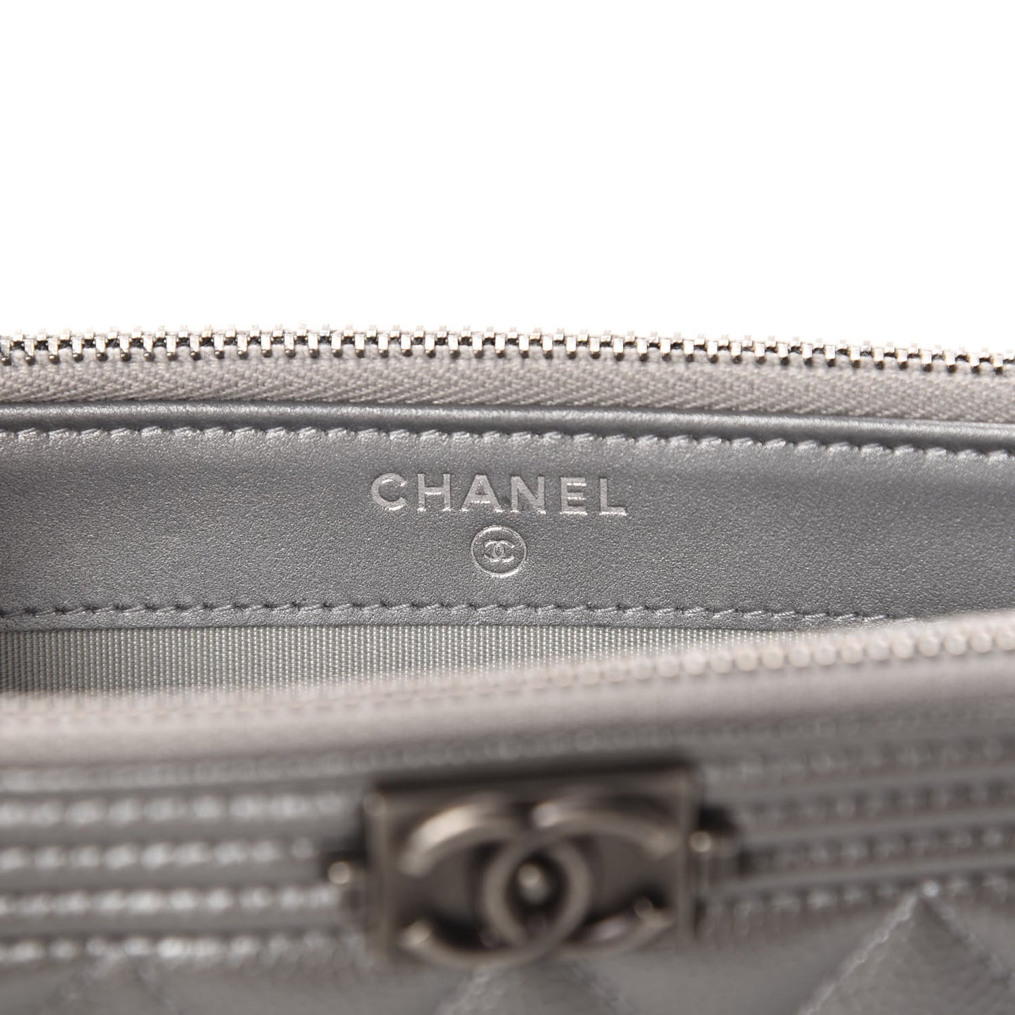 Metallic Caviar Quilted Small Boy Clutch With Chain Silver