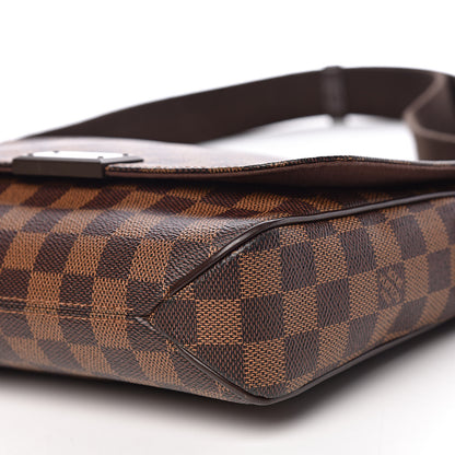 Louis Vuitton Damier Ebene District PM 10 of 10
