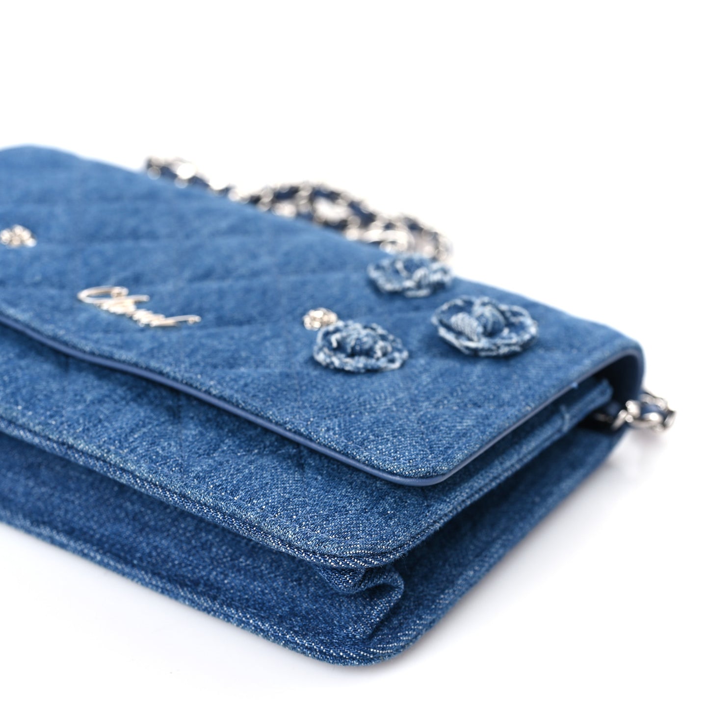 Denim Quilted Camellia Wallet On Chain WOC Blue