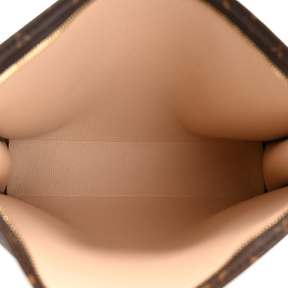 Louis Vuitton Monogram Toiletry Pouch 26 5 of 9