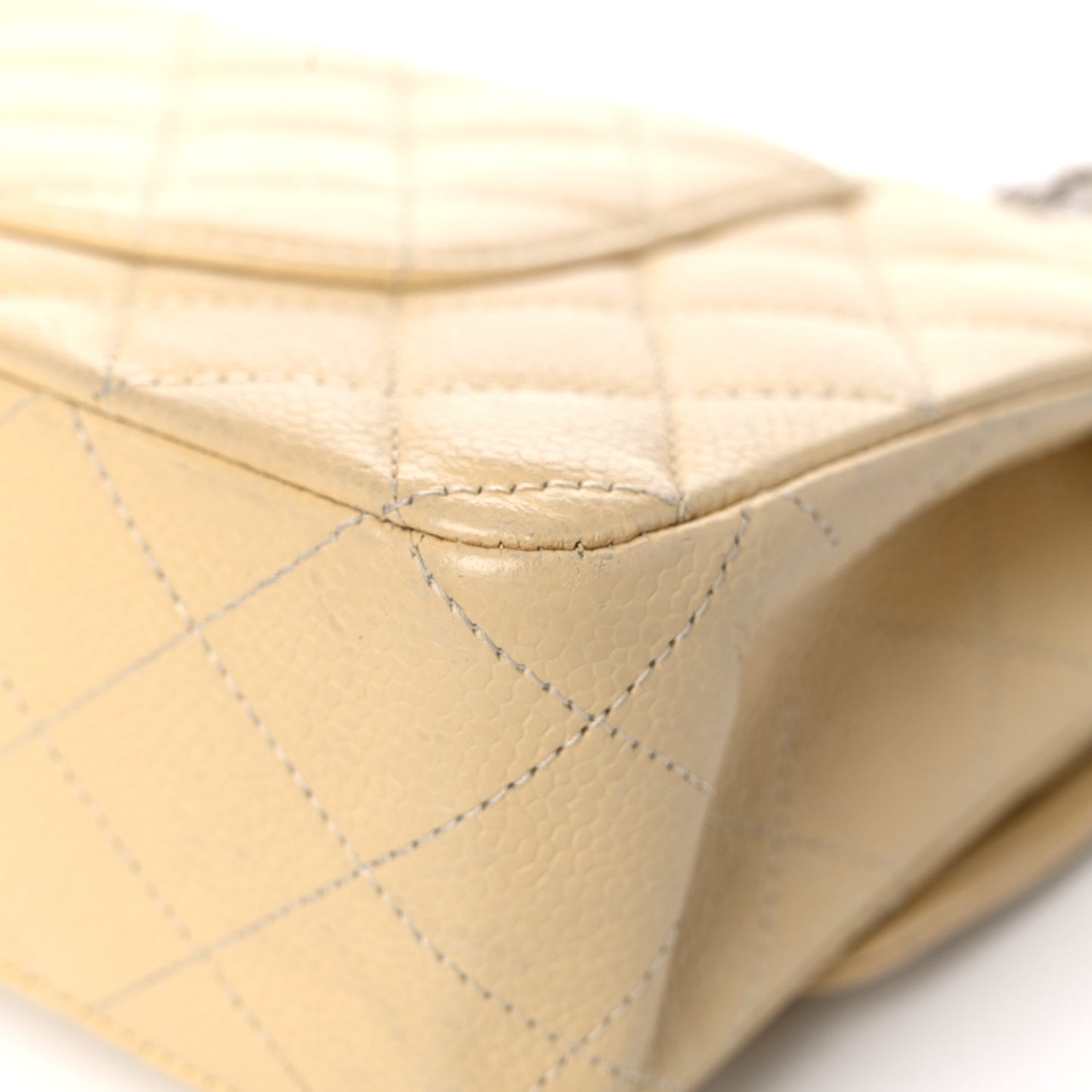 Caviar Quilted Medium Double Flap Beige Clair