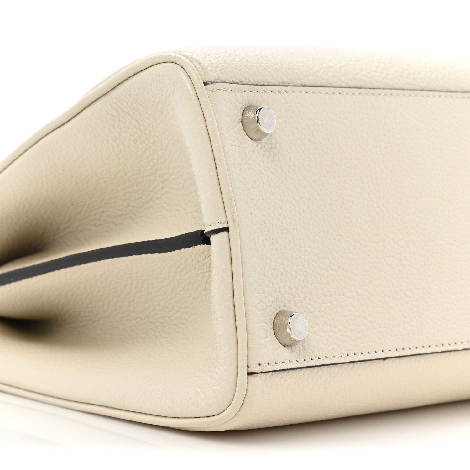 Gucci Grainy Calfskin Small Zumi Top Handle Bag Mystic White 11 of 12