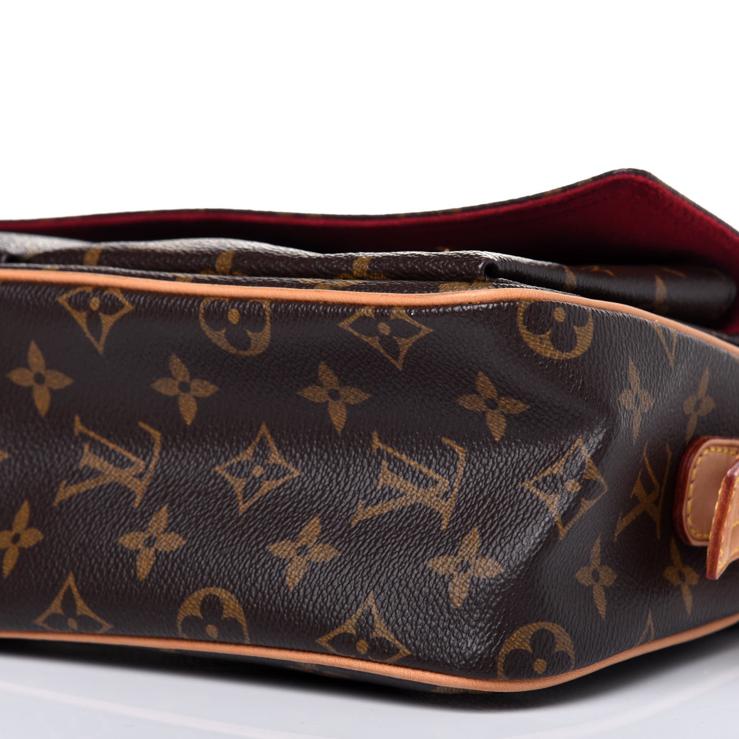 Louis Vuitton Monogram Viva-Cite MM 9 of 17