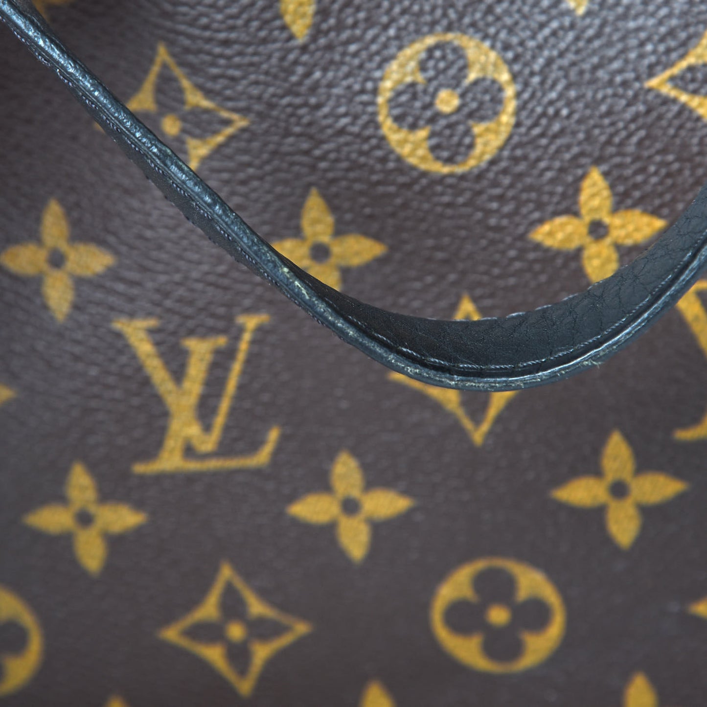 Monogram Macassar Davis