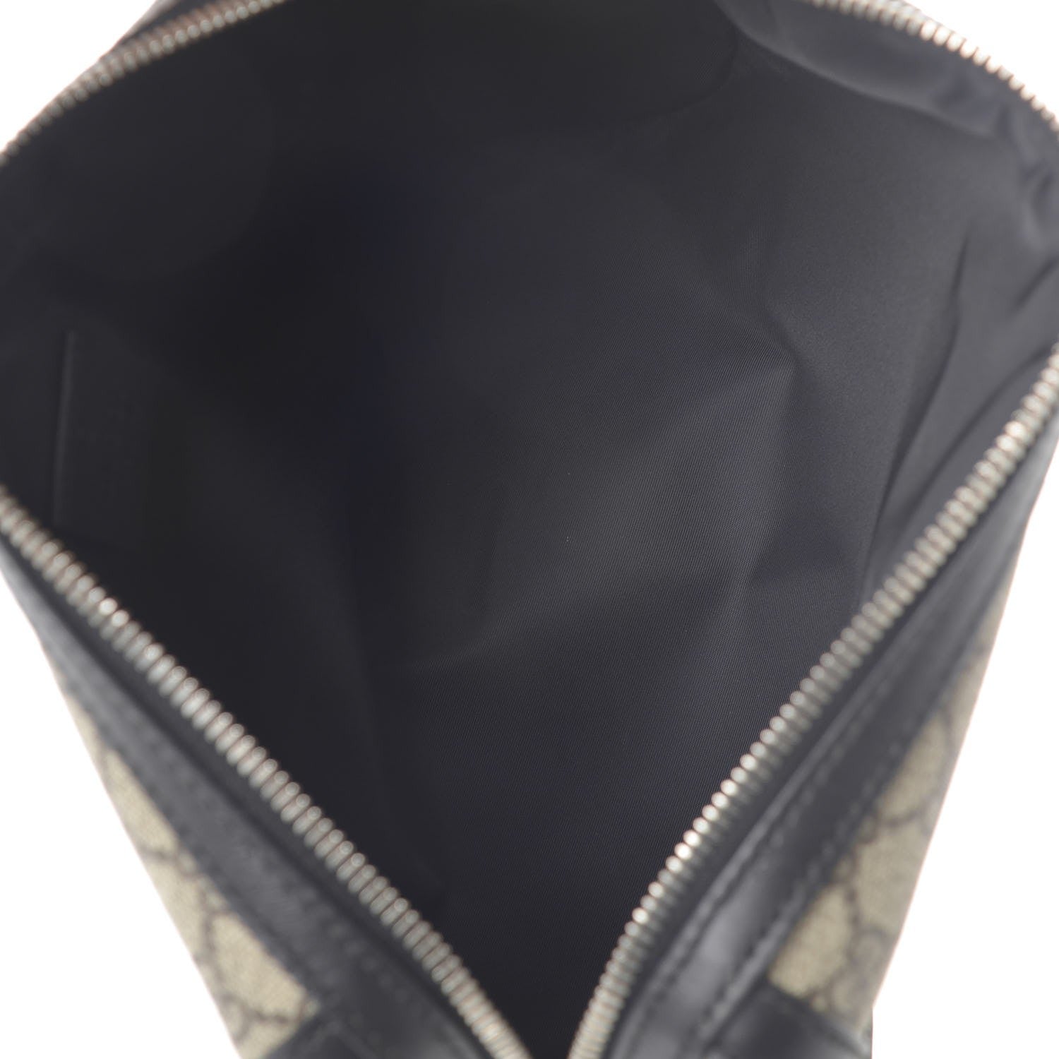 Gucci GG Supreme Monogram Toiletry Case Black 5 of 8