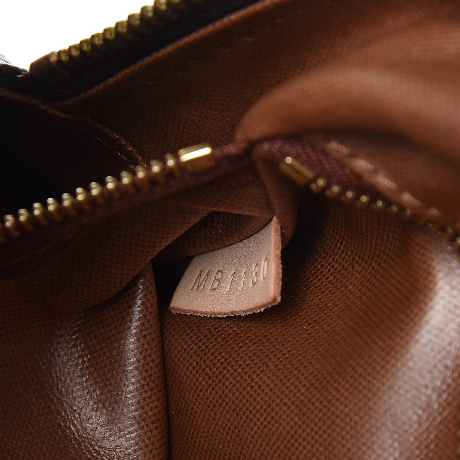 Louis Vuitton Monogram Toiletry Bag 25 7 of 7