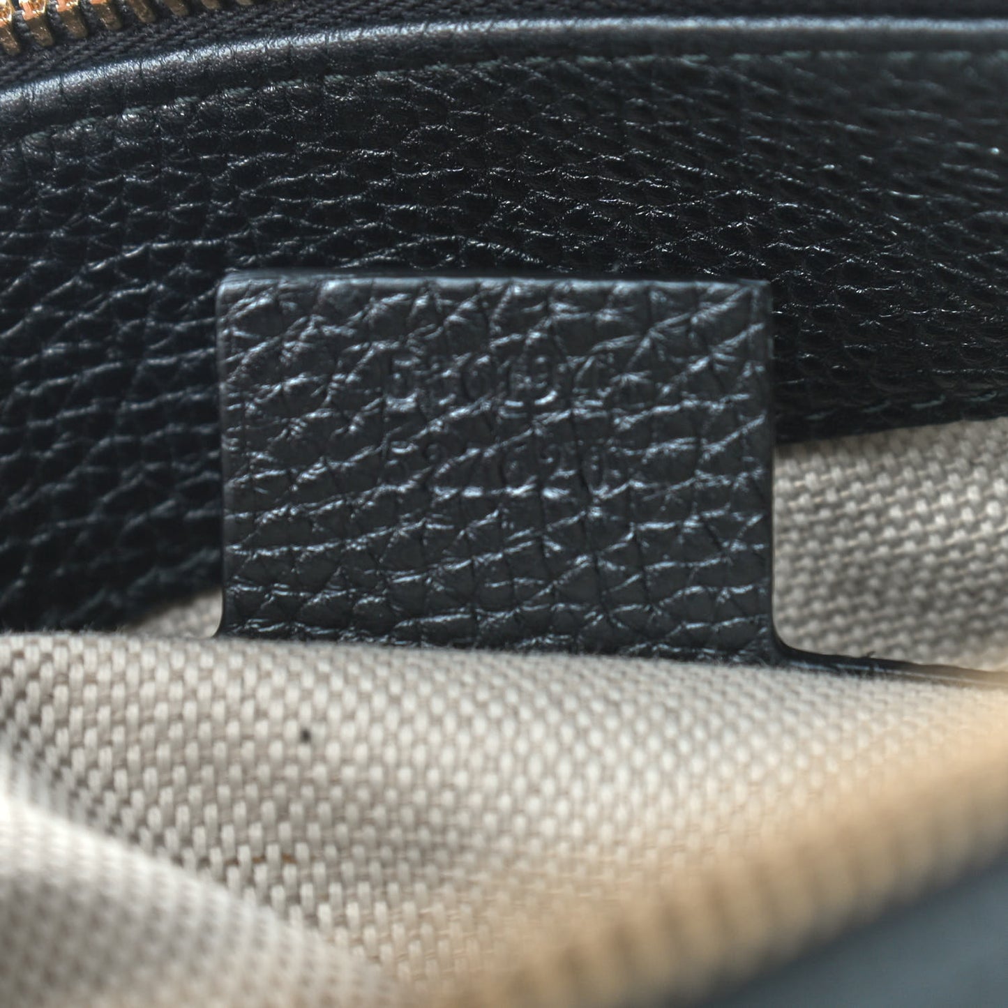 Pebbled Calfskin Large Soho Hobo Black