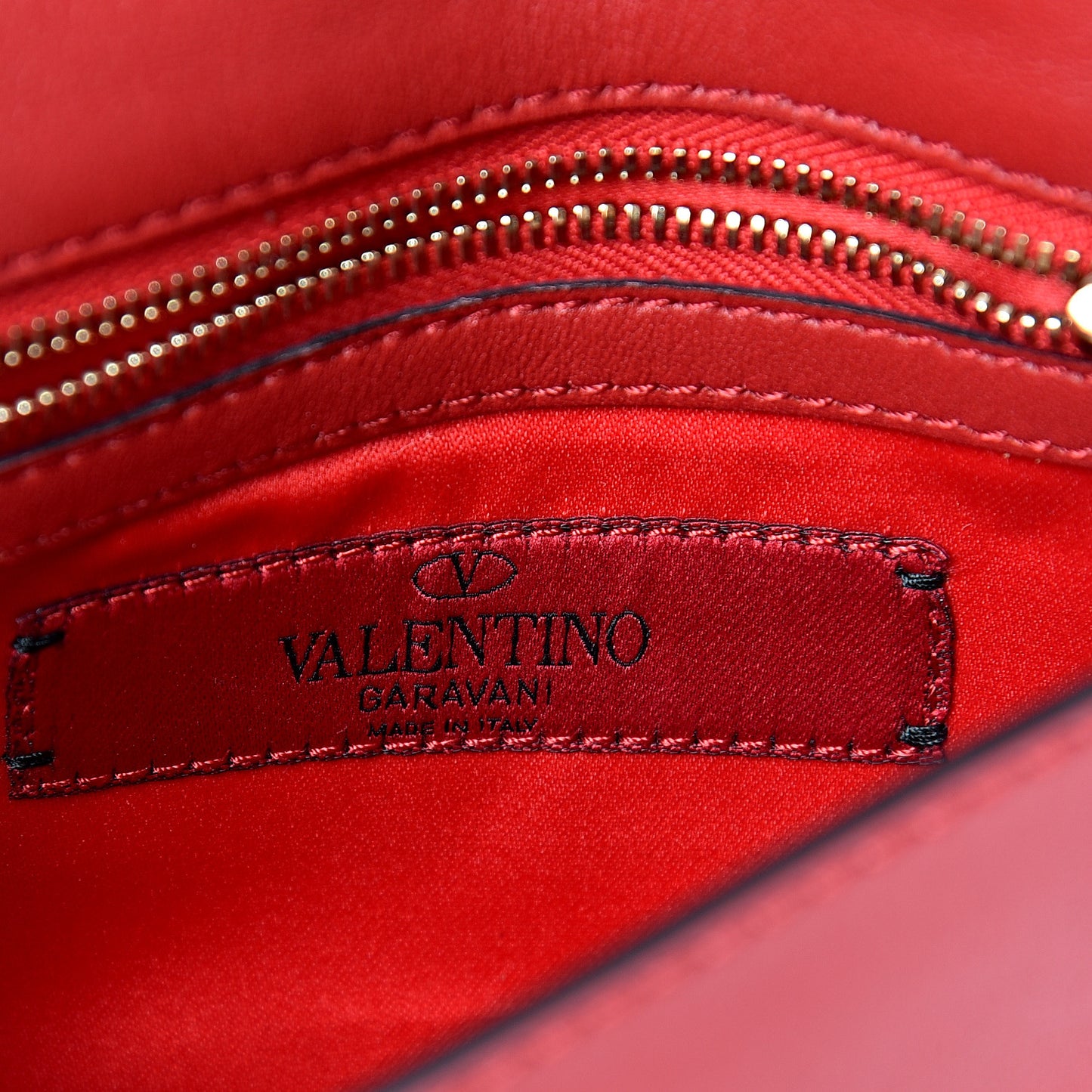 Vitello Rockstud Chain Flap Crossbody Bag Red