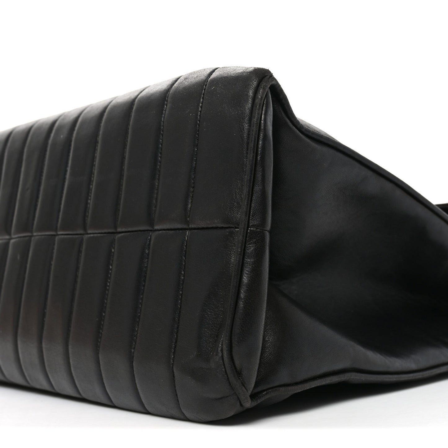 Lambskin Vertical Quilted XL Jumbo Single Flap Black