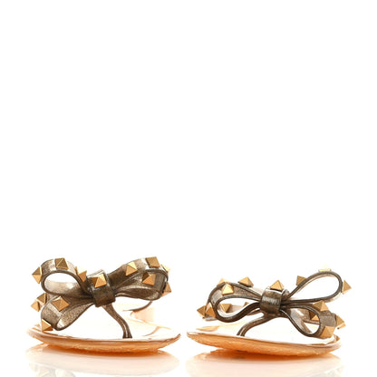 Valentino Garavani PVC Jelly Glitter Rockstud Bow Thong Sandals 41 Oro 2 of 7