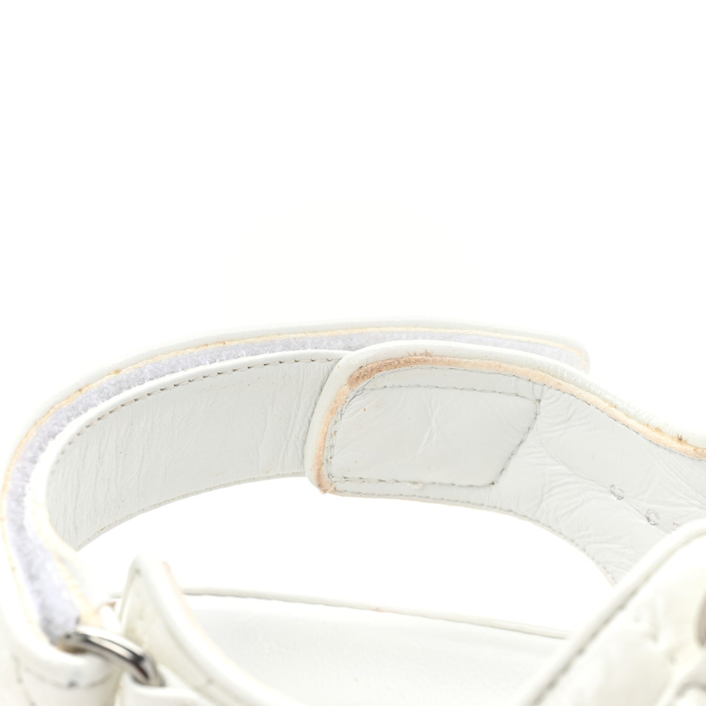 Laminated Lambskin Quilted Velcro Dad Sandals 37.5 White