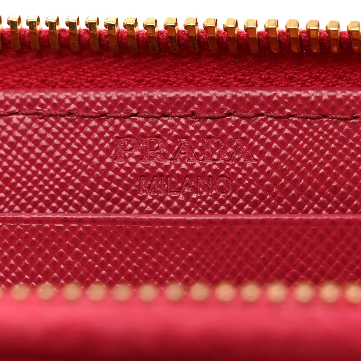 Saffiano Move Half Zip Wallet Peonia