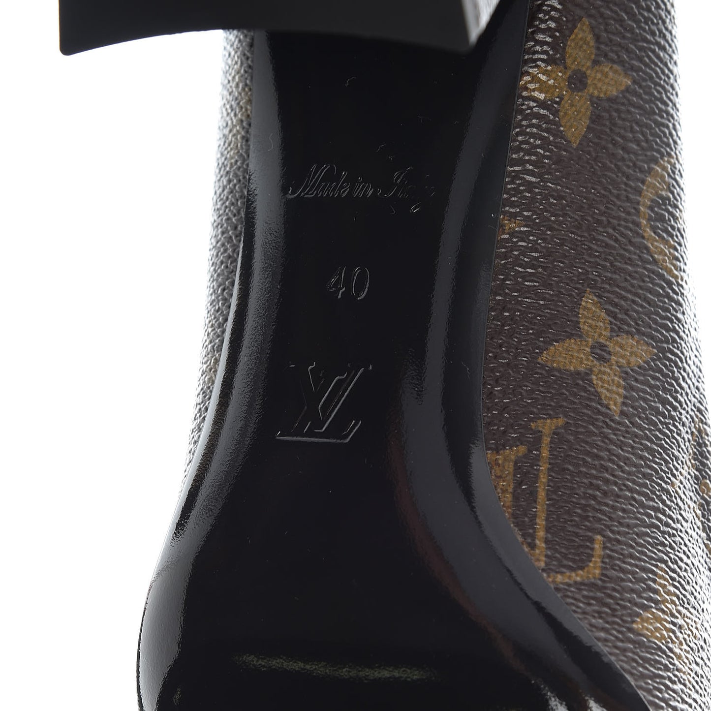 Monogram Madeleine Pumps 40