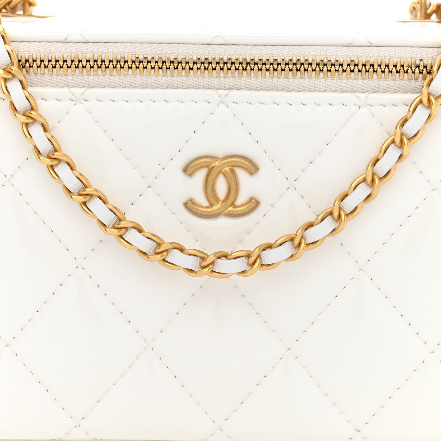 Chanel Patent Enamel Quilted Small Coco Hearts Vanity Case With Chain White 8 of 11