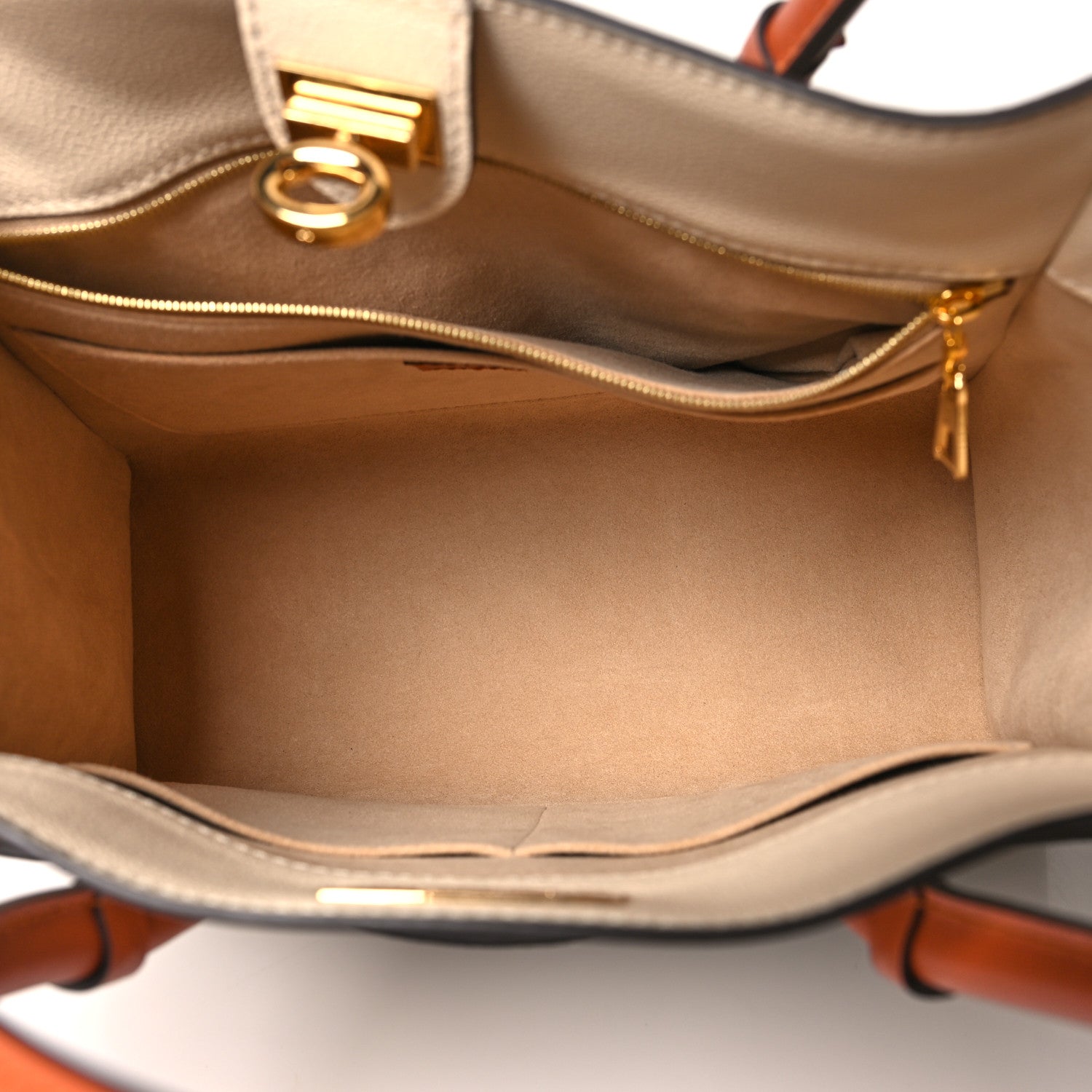 Louis Vuitton Calfskin Monogram Tufting On My Side Galet 5 of 10