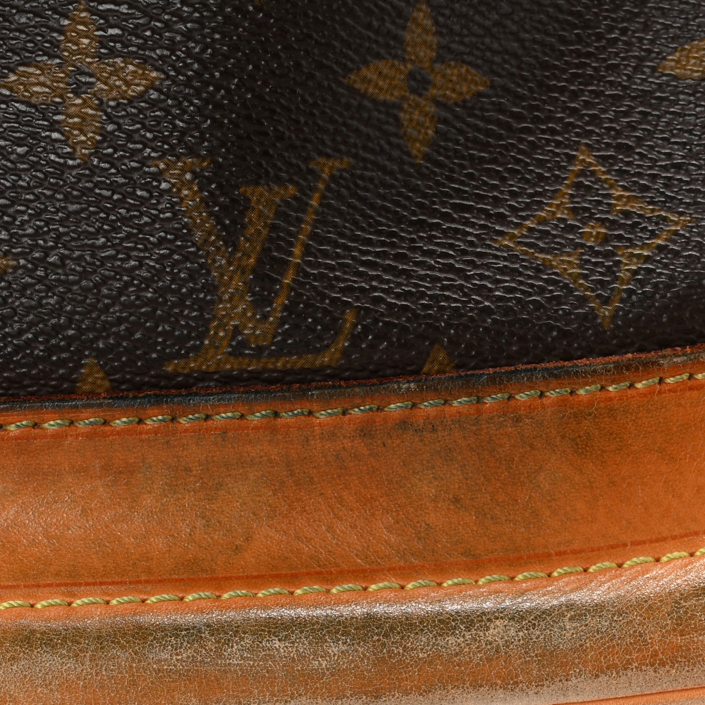 Monogram Noe