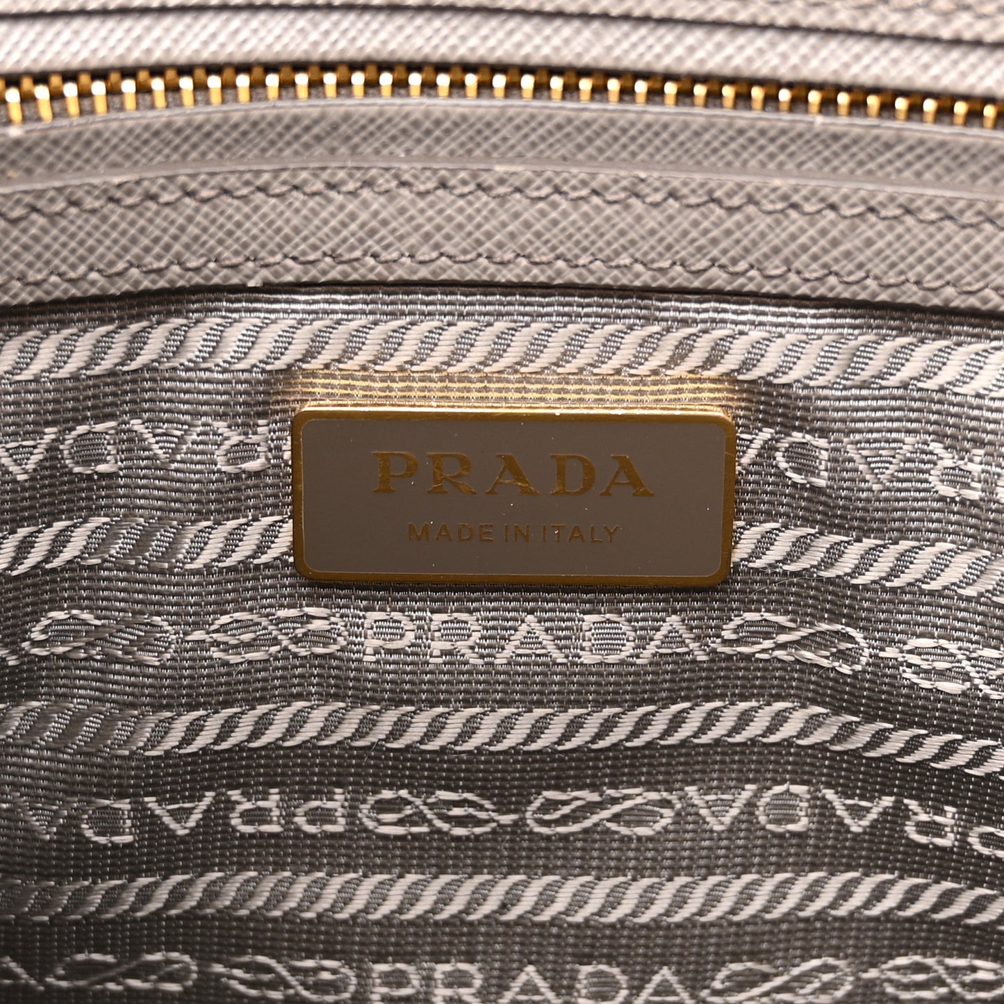 Saffiano Galleria Front Pocket Tote Argilla