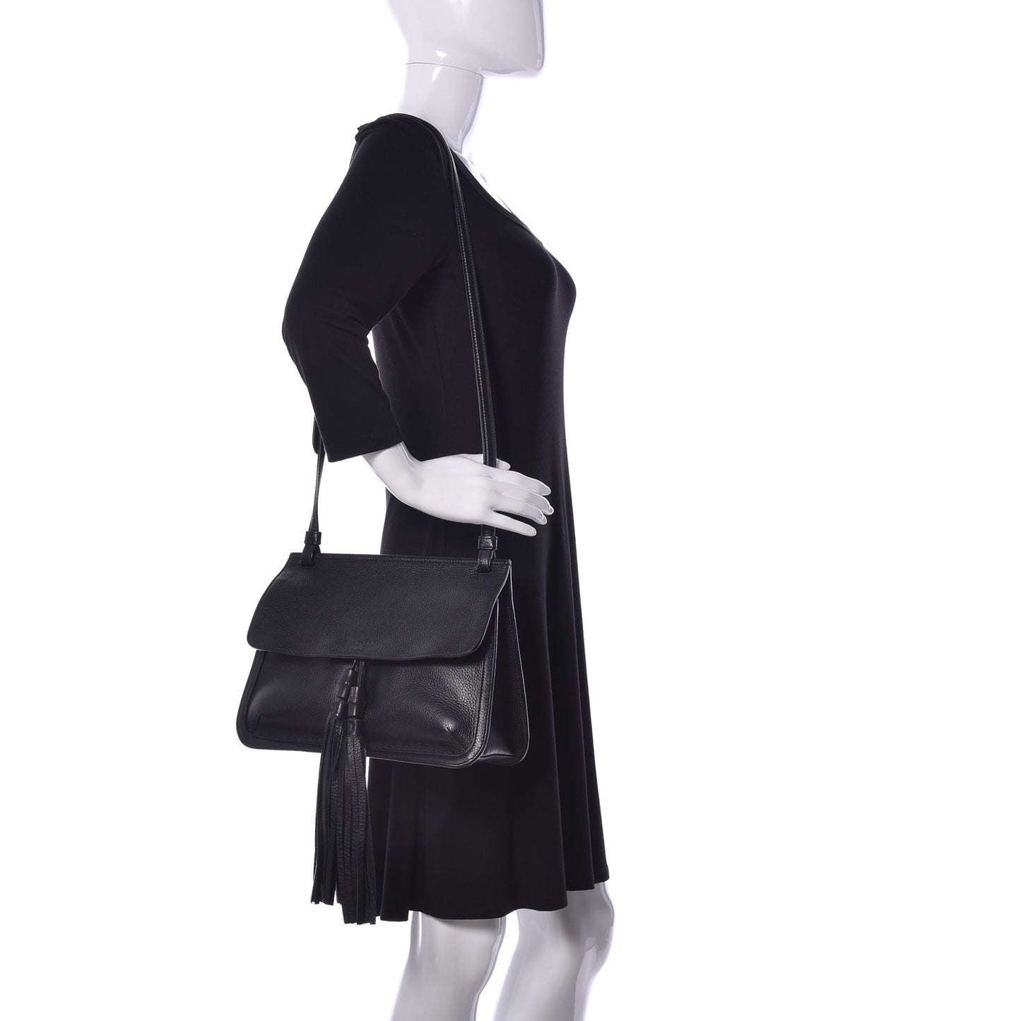 Pebbled Calfskin Medium Bamboo Daily Flap Shoulder Bag Black