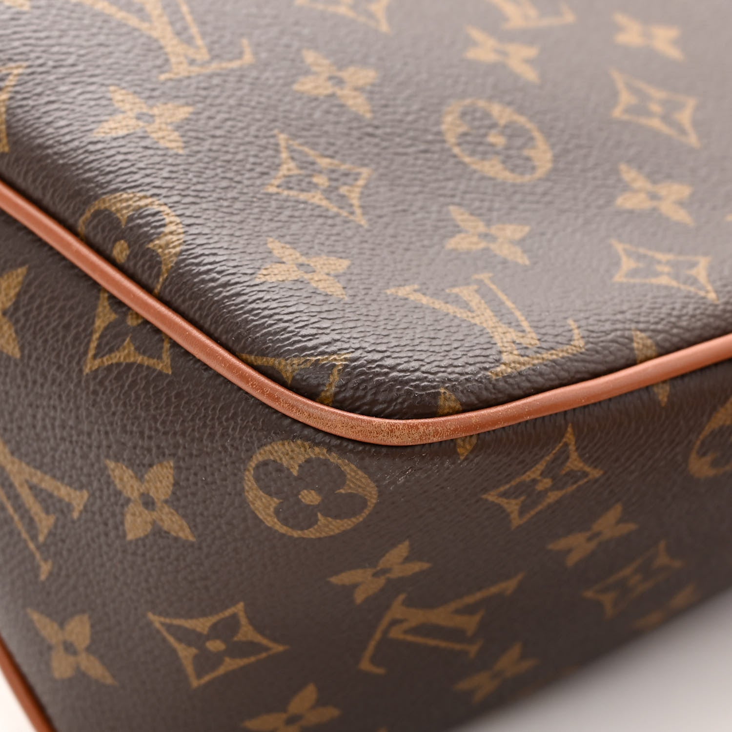 Louis Vuitton Reverse Monogram Dauphine Hobo PM 12 of 15