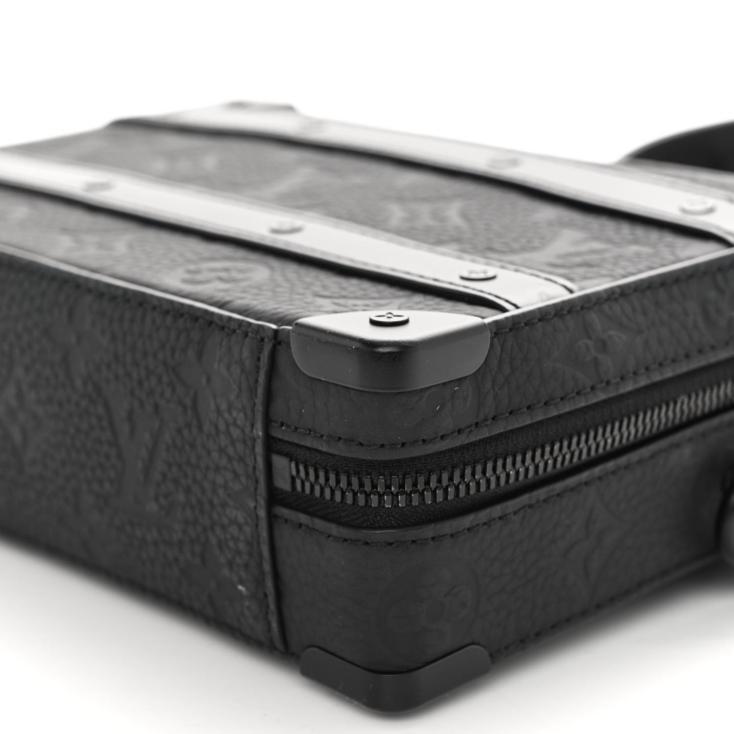 Taurillon Monogram Soft Trunk Black