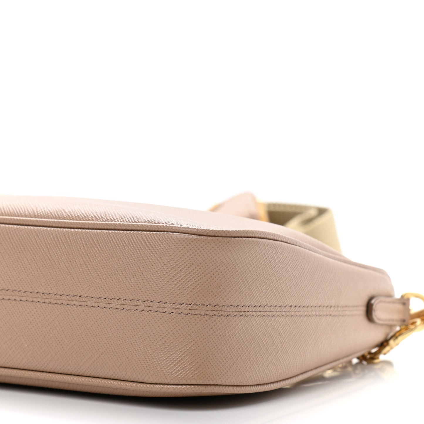 Saffiano Re-Edition 2005 Shoulder Bag Cammeo Beige
