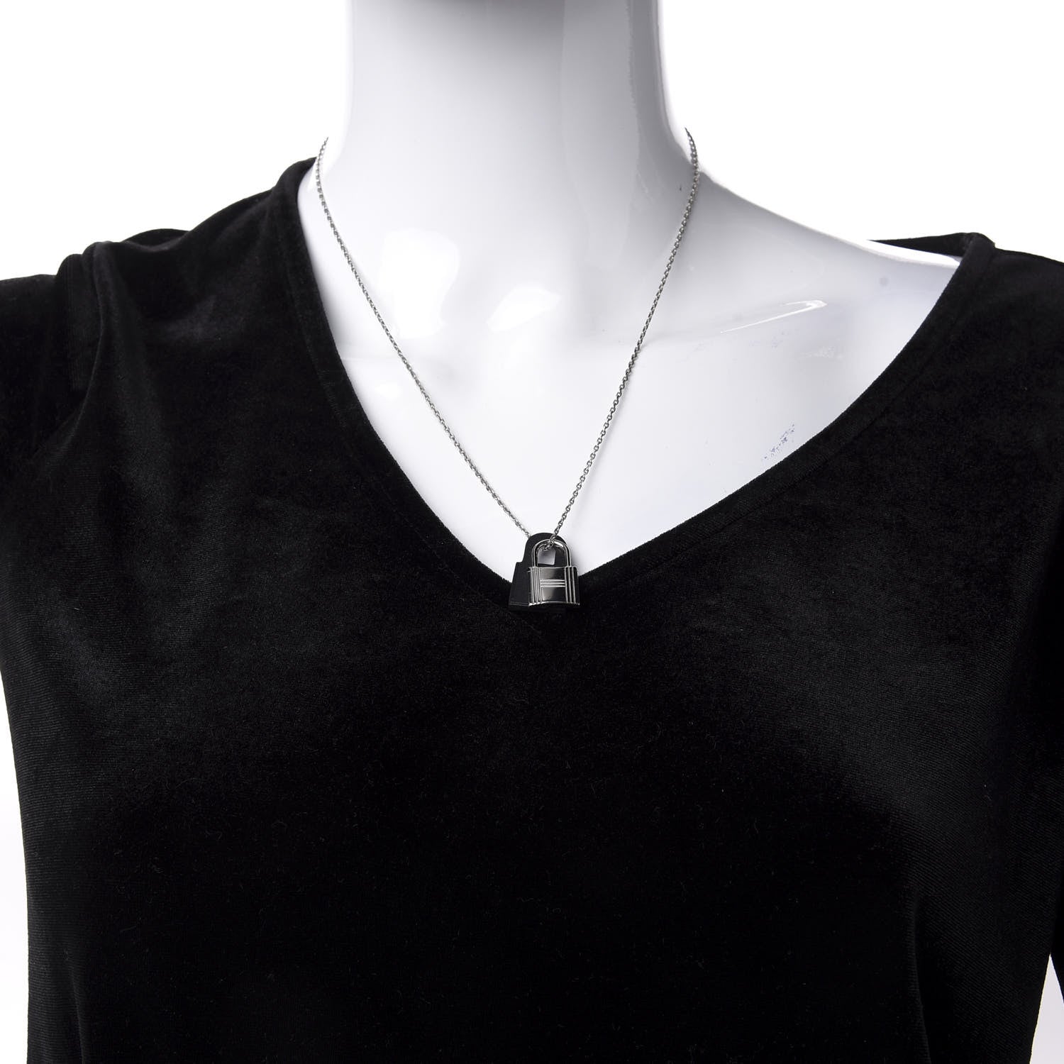 Hermes Swift Small O'Kelly Pendant Necklace Black 2 of 8