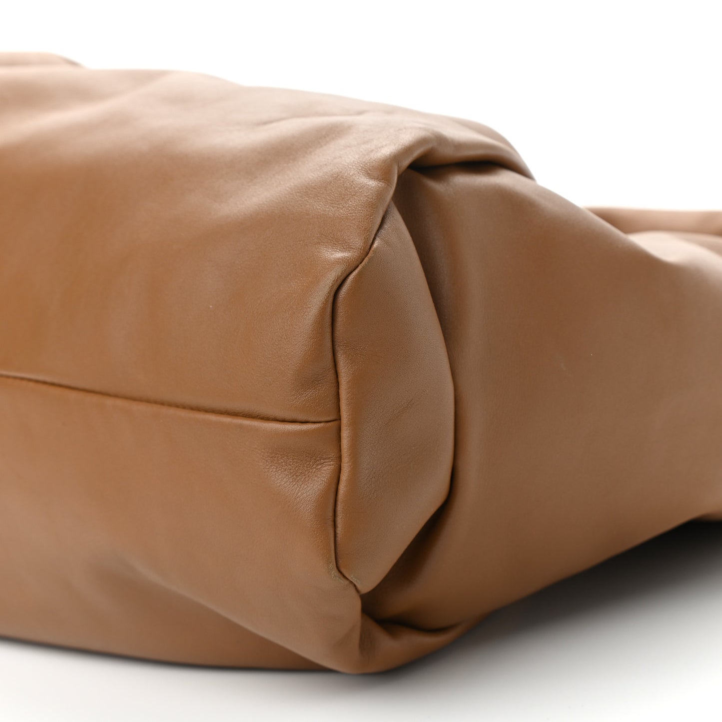 Smooth Butter Calfskin Small The Shoulder Pouch Cammello