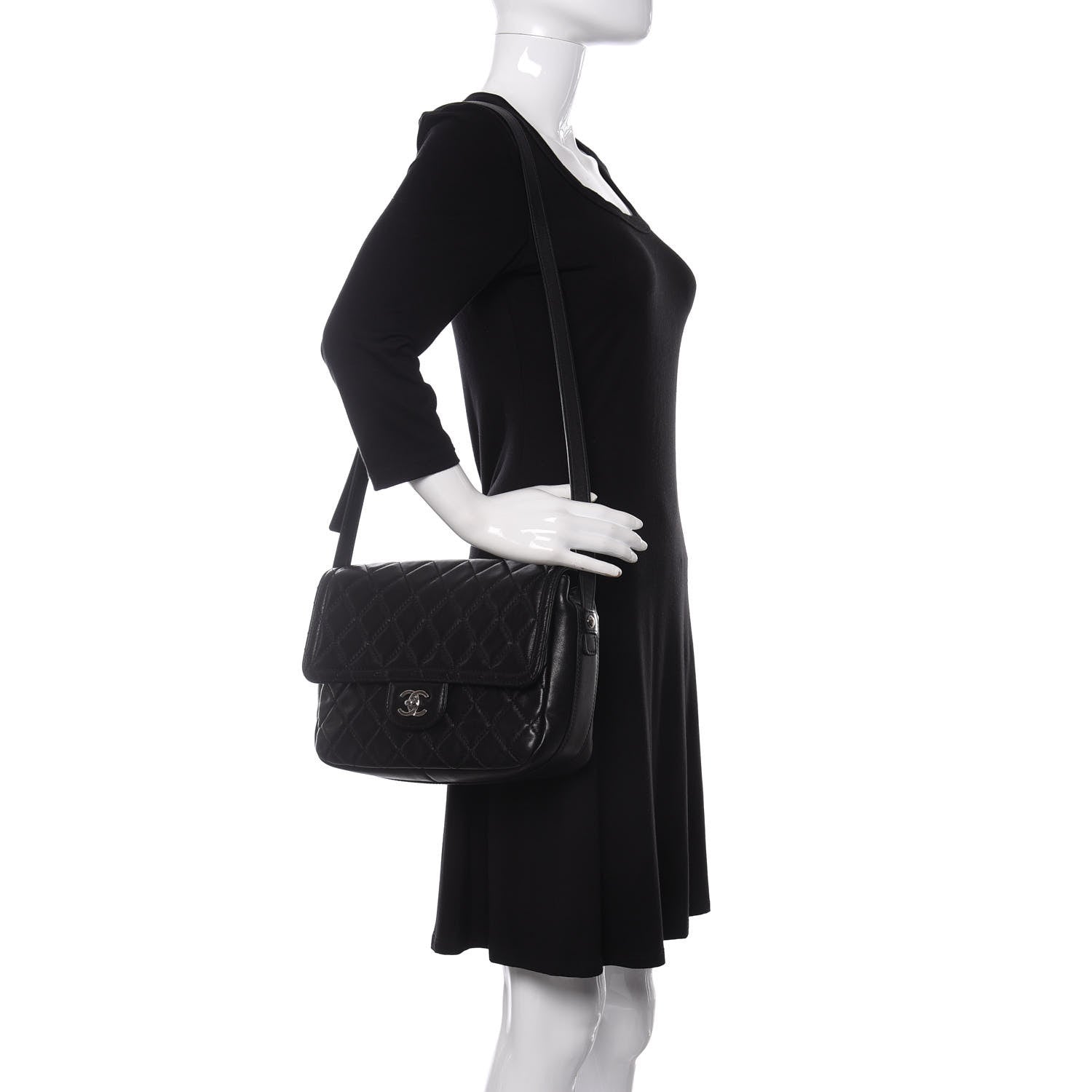 Chanel Lambskin Quilted Messenger Bag Black 2 of 11