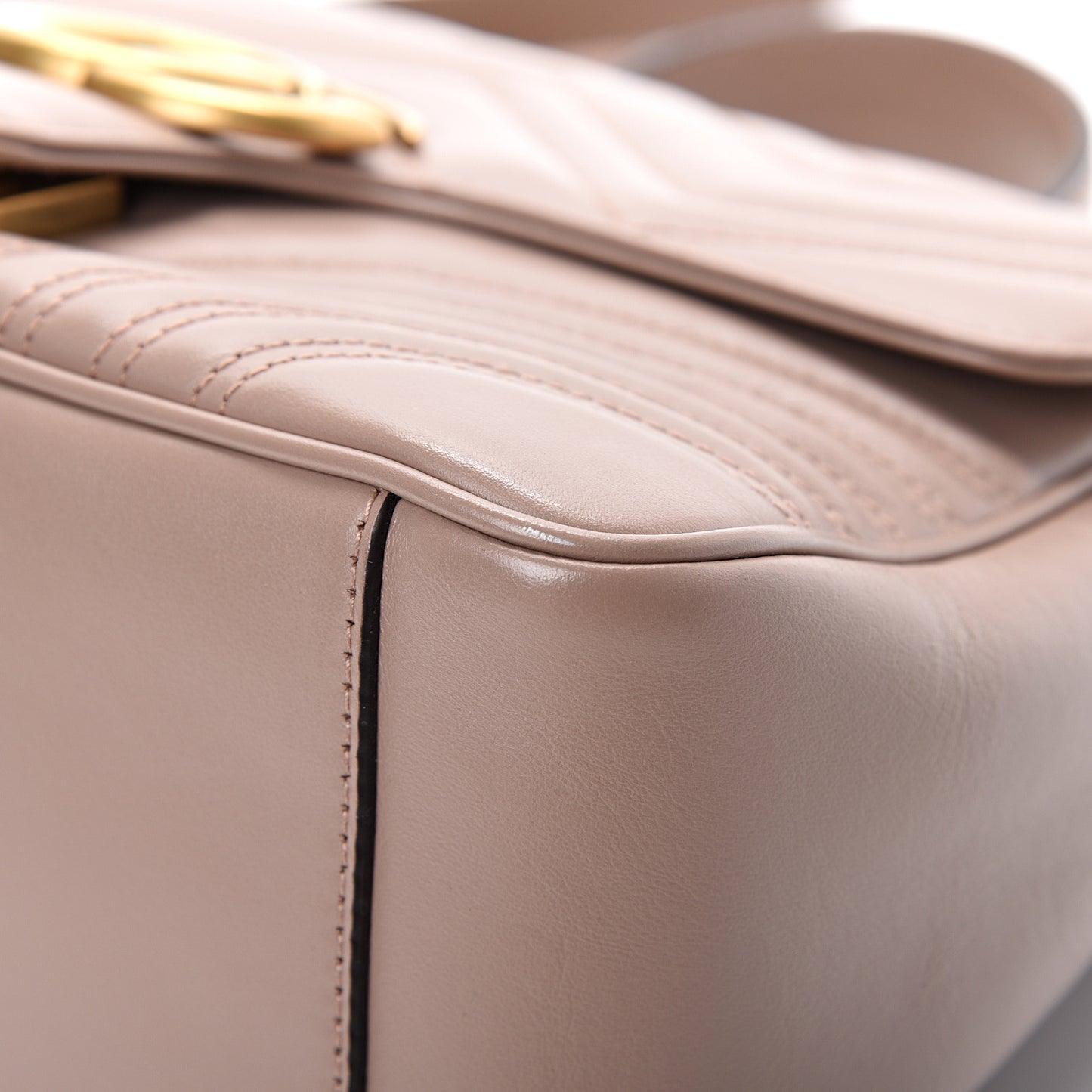 Calfskin Matelasse Small GG Marmont Top Handle Shoulder Bag Porcelain Rose